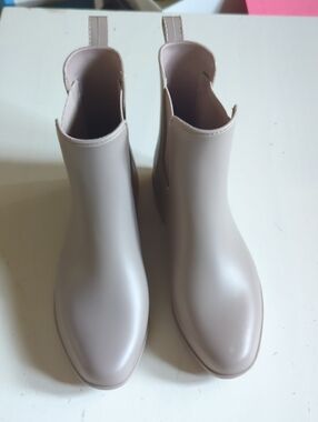 New a new day Beige Taupe Women's Chelsea Rain Ankle Boot 7